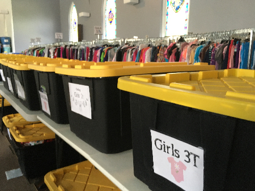 Mama's Closet' offers donated clothes to nursing home patients